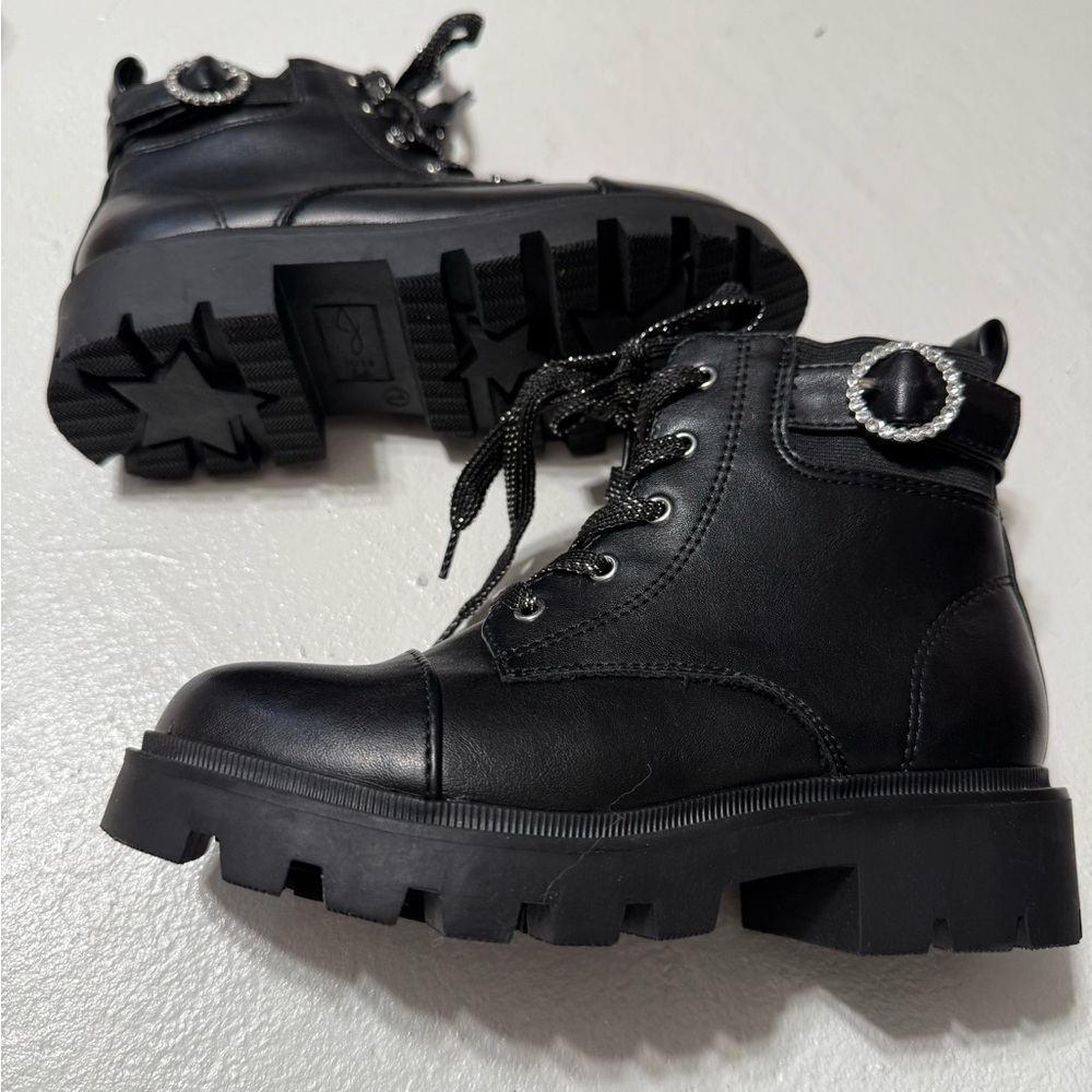 Boots girl’s J joie new! Size 1 black sparkly